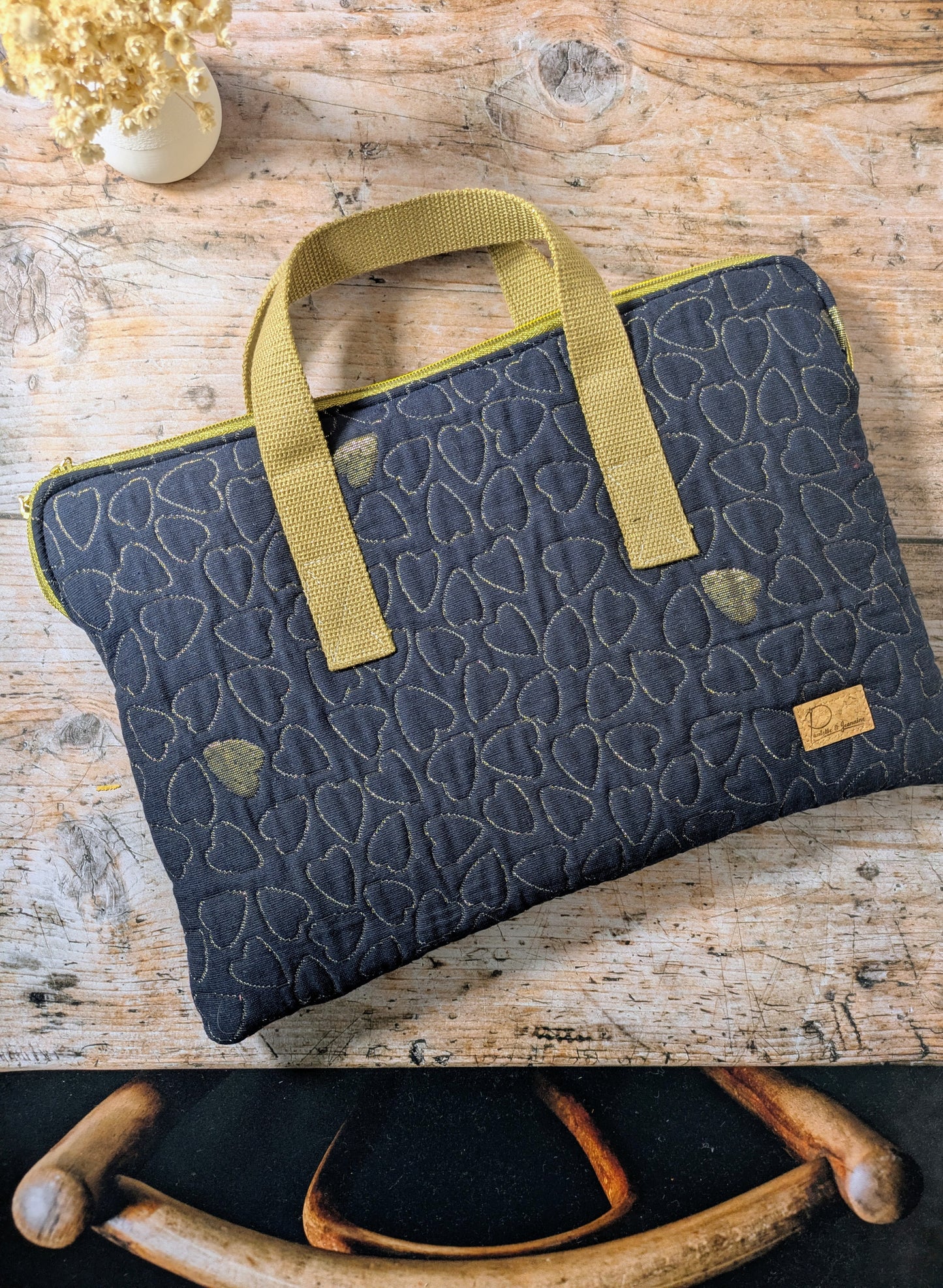Ma jolie pochette d'ordinateur avec anses