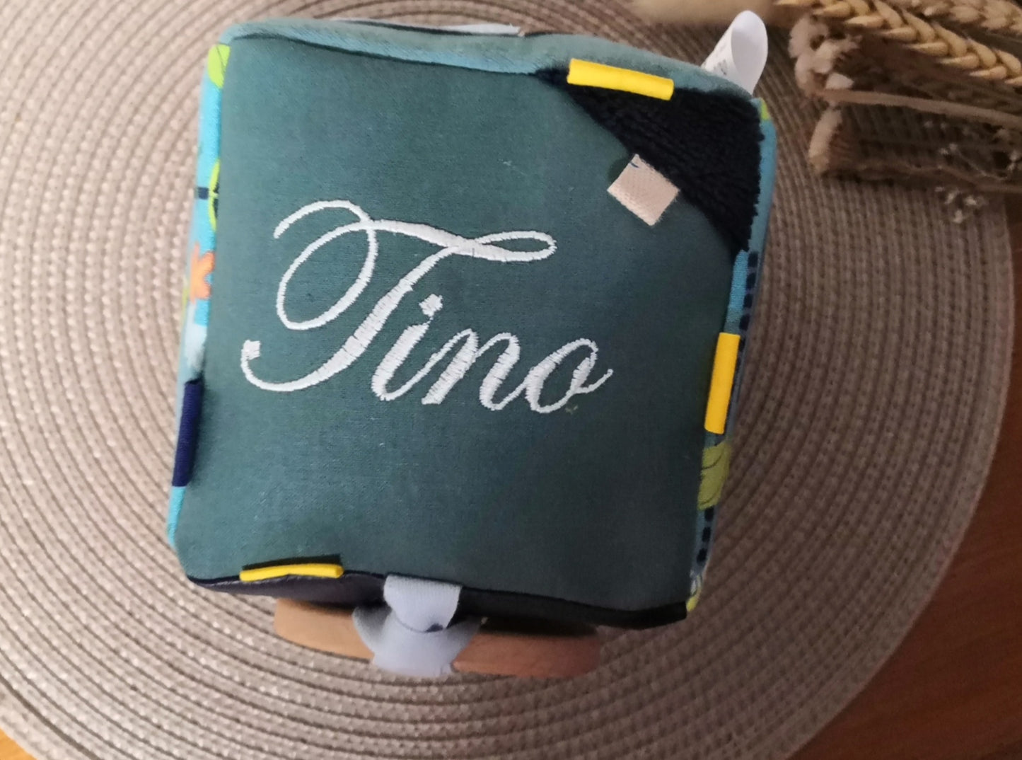 Cube d'éveil Pirate & Pirate - Jeu d'éveil pour bébé CE - A personnaliser