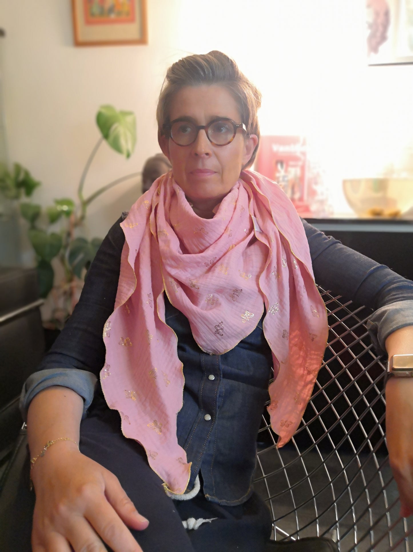 Foulard en double gaze rose et or