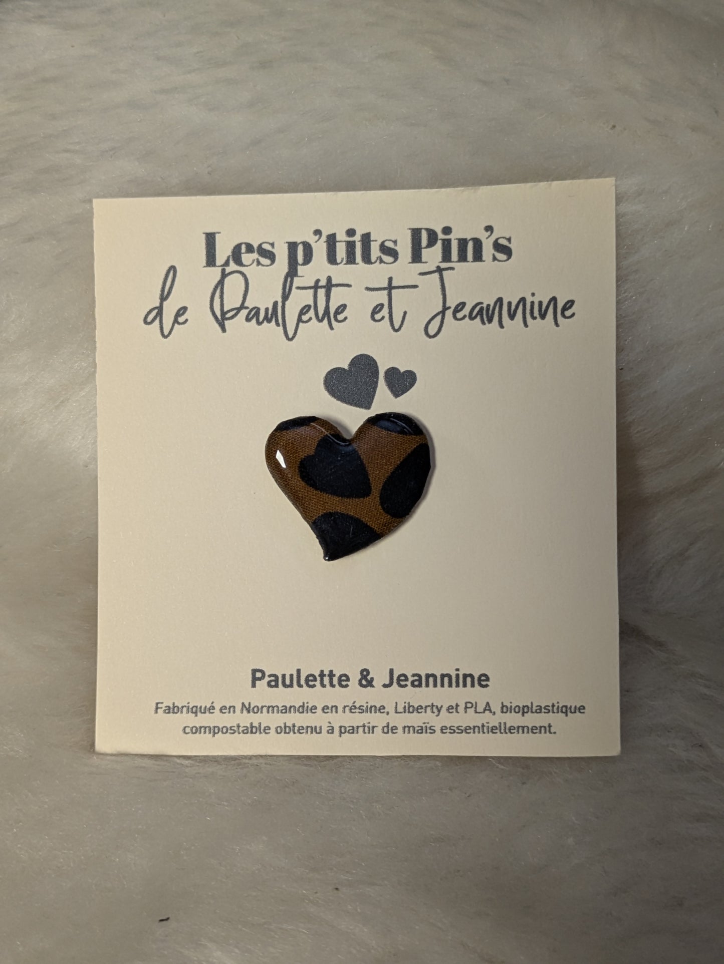 Pin's coeur Graou