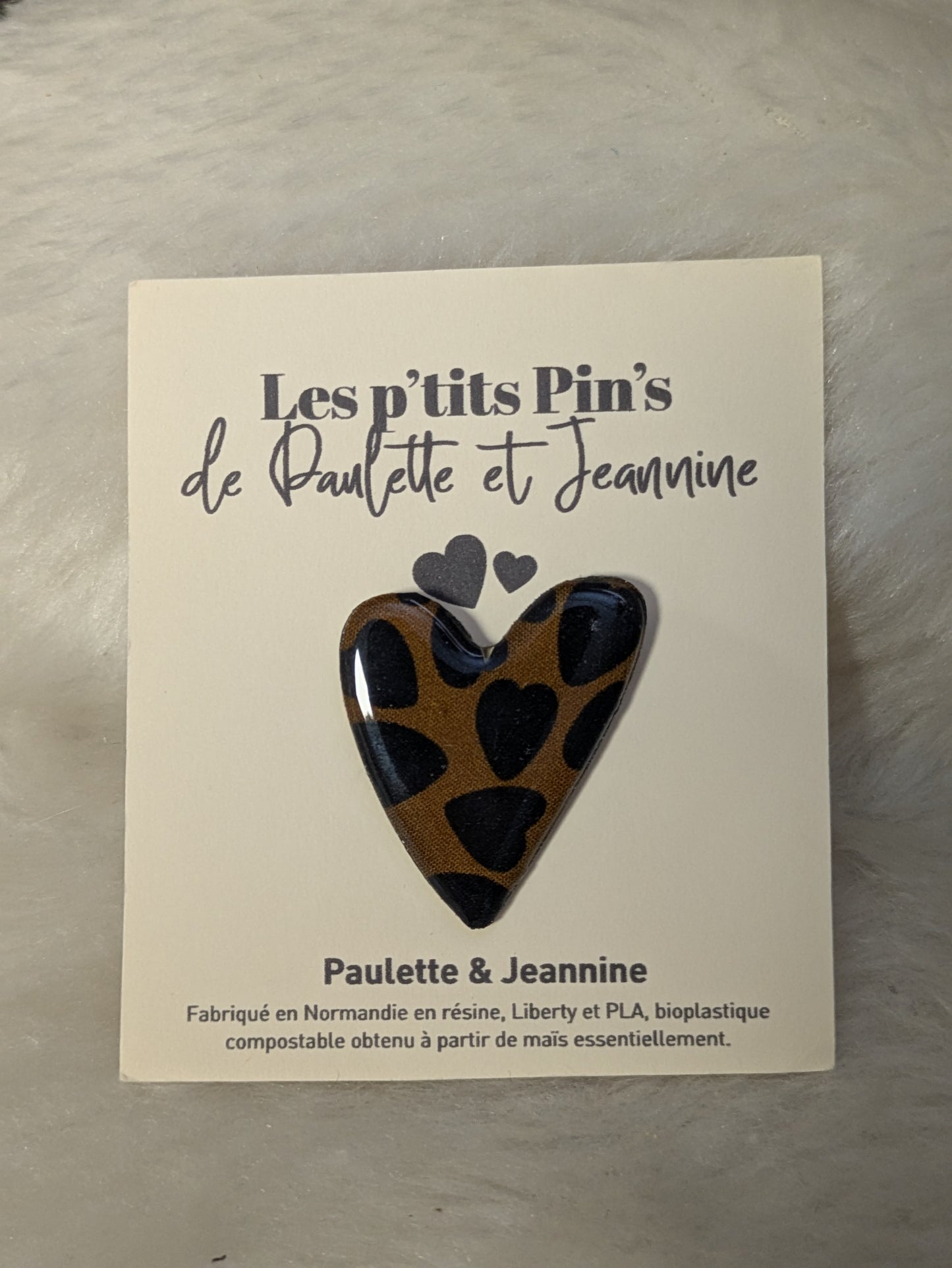 Pin's coeur Graou