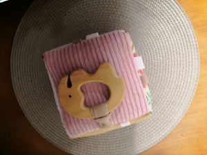 Cube d'éveil Paresseux Rose & Prénom - Jeu d'éveil pour bébé CE - A personnaliser