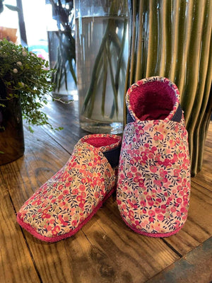 Chaussons bébé en cuir & liberty